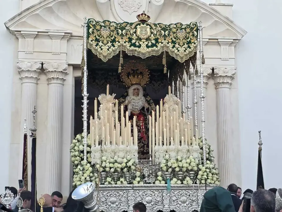 El Encuentro / Laura Ortiz