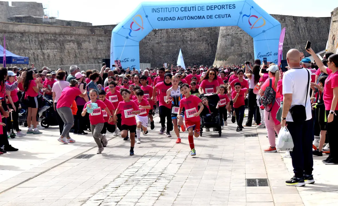 Carrera de la Mujer de Ceuta. Foto: Rafa B&aacute;ez
