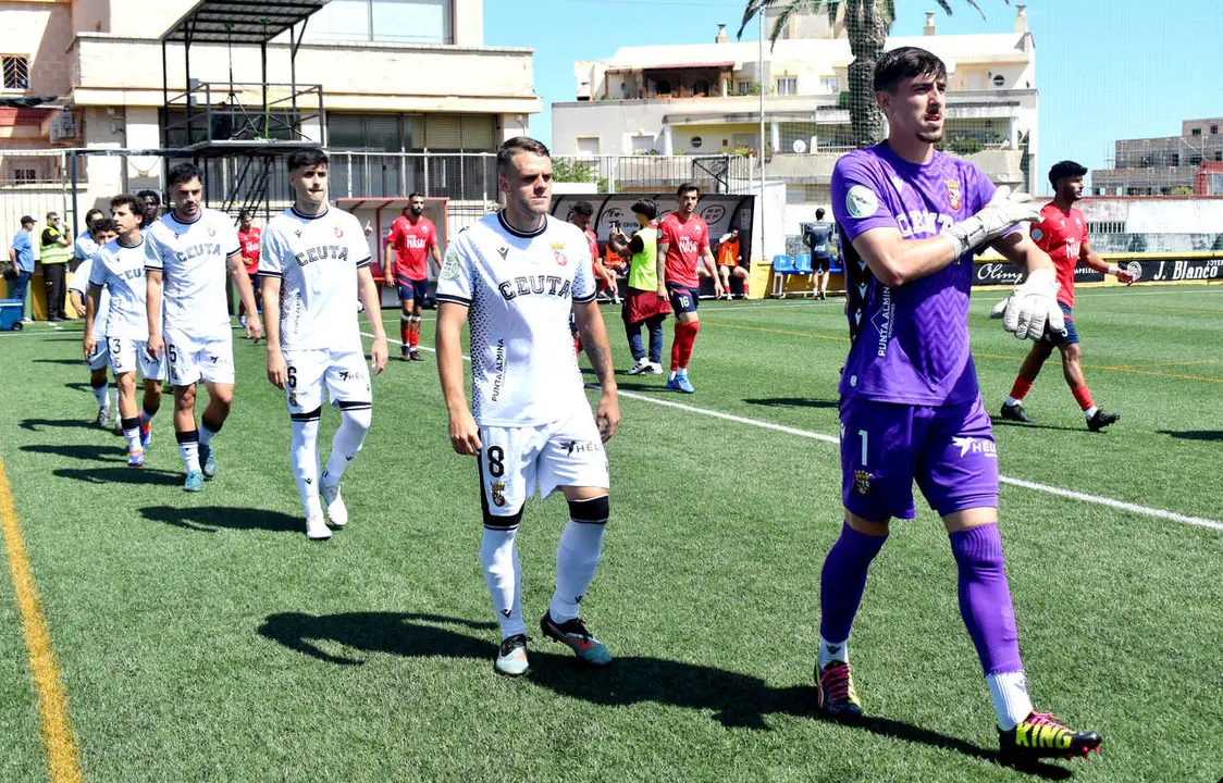 Encuentro de playoff entre el filial de la AD Ceuta FC y el Dos Hermanas CF 1971. Foto: Rafa B&aacute;ez