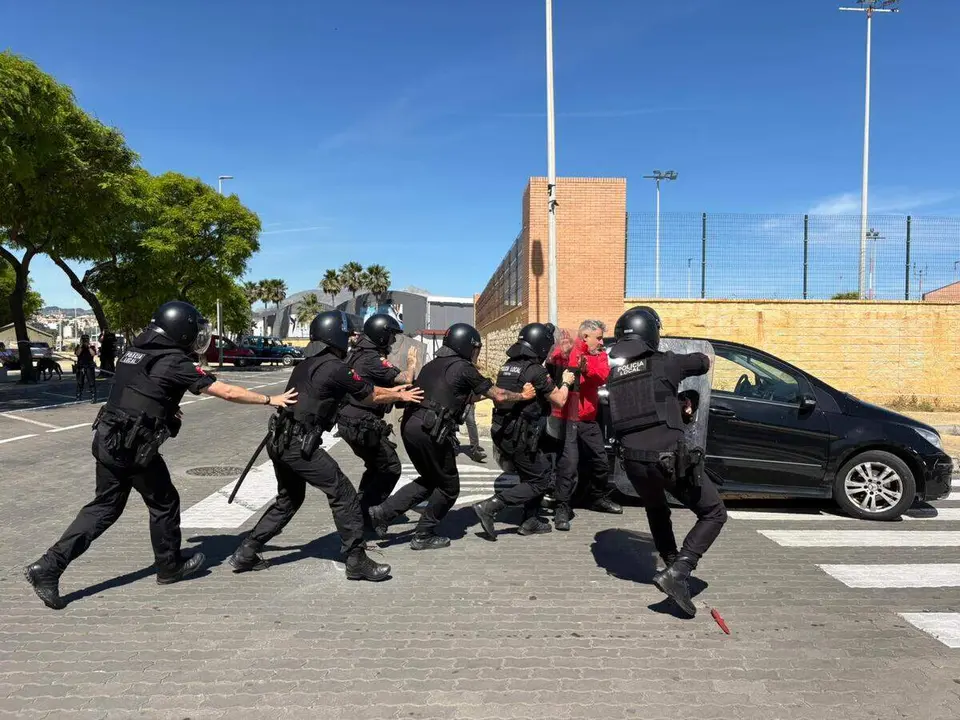 Jornada de convivencia de la Polic&iacute;a Local el Parque Juan Carlos I / Alma Palomino