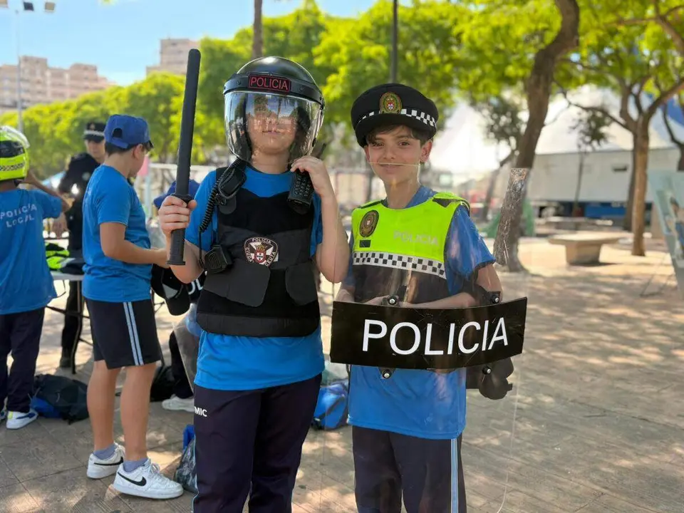 Jornada de convivencia de la Polic&iacute;a Local el Parque Juan Carlos I / Alma Palomino
