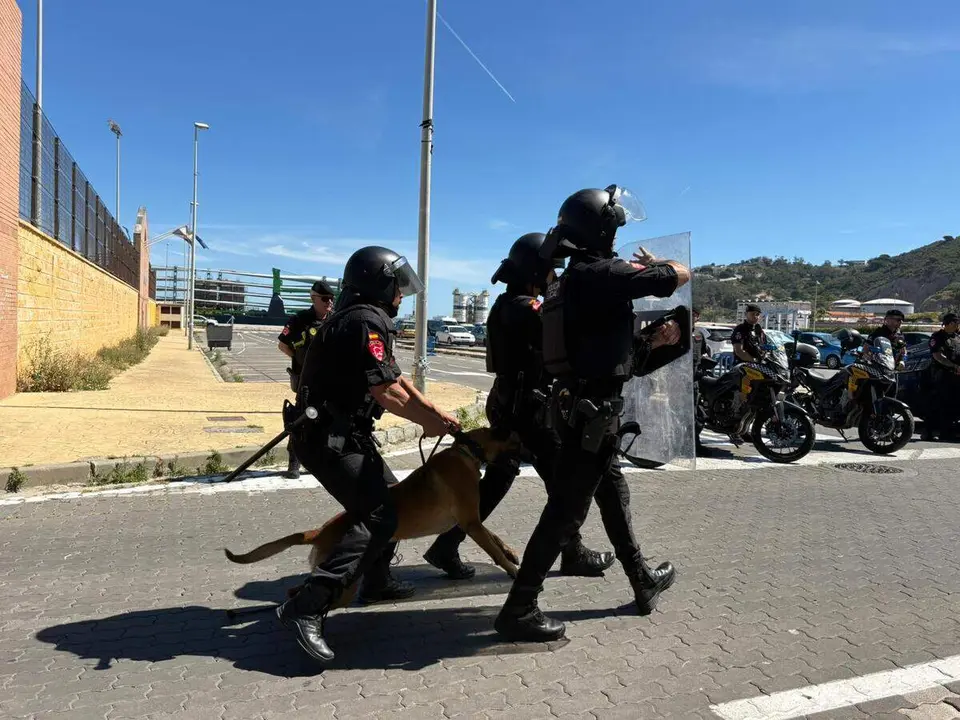 Jornada de convivencia de la Polic&iacute;a Local el Parque Juan Carlos I / Alma Palomino