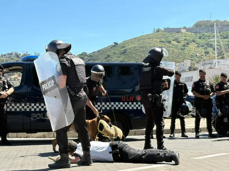 Jornada de convivencia de la Polic&iacute;a Local el Parque Juan Carlos I / Alma Palomino