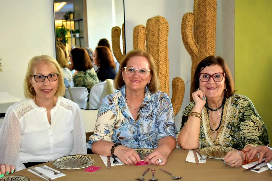 Cena de mayores por la festividad del Eid al-Adha (7)