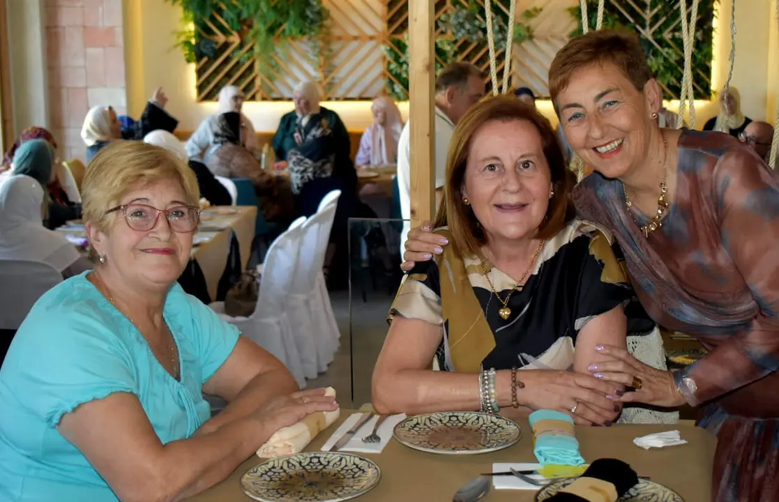 Cena de mayores por la festividad del Eid al-Adha (5)