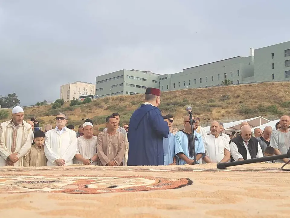Rezo colectivo por la Pascua del Sacrificio / C&eacute;sar Mart&iacute;n