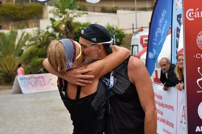 Nuestra ciudad ha vuelto a vibrar con el trail de primer nivel. El Centro Ecuestre ha sido el epicentro se una nueva edici&oacute;n de 'Sierra Bullones', una de las pruebas reina del calendario deportivo de Ceuta organizada por el Club Anyera y la C&aacute;mara de Comercio con el apoyo de la Ciudad Aut&oacute;noma de Ceuta y el Instituto Ceut&iacute; de Deportes.