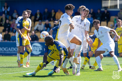 Capa en un lance del juego ante el Alcorc&oacute;n 