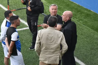 El presidente de la RFEF, en la sede de la Federaci&oacute;n de Ceuta/ Rafa B&aacute;ez