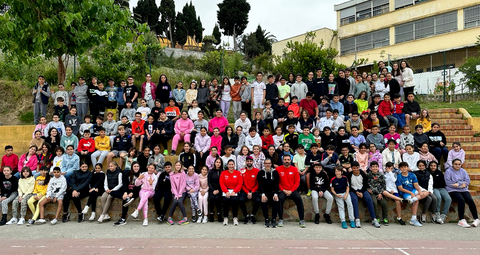 El seleccionador nacional femenino traslada la pasi&oacute;n por el balonmano a los j&oacute;venes de nuestra ciudad