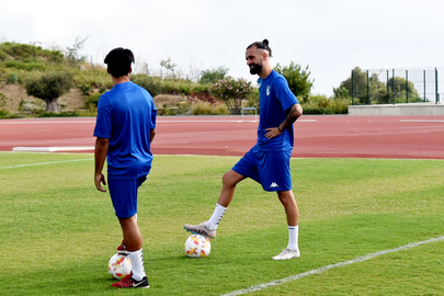 Primer entrenamiento de la AD Ceuta FC 23_24 (14)