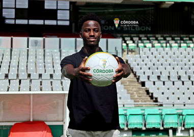 Los grandes fichajes de la Primera Federaci&oacute;n_ Adilson Mendes