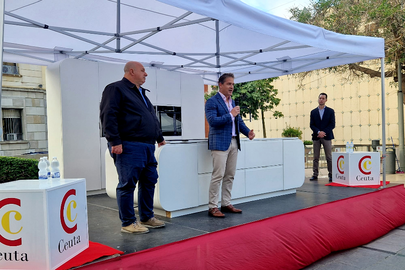 El presidente de la C&aacute;mara de Comercio y el consejero de Turismo durante la inauguraci&oacute;n de la II Semana Gastron&oacute;mica / Laura Ortiz