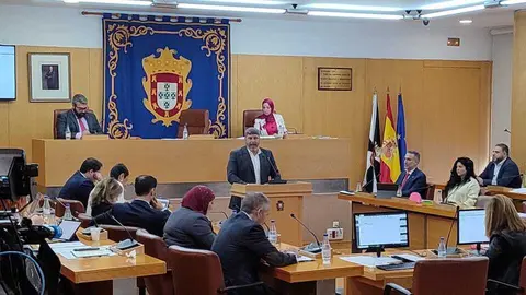  Mohamed Mustafa en el Pleno de Presupuestos 2025 