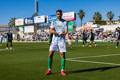 Sofiane, cedido por el Ceuta, destroza al Antequera con un triplete. Foto: Atl&eacute;tico Sanluque&ntilde;o