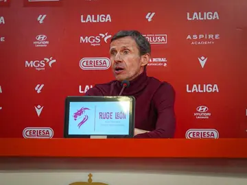 Ziganda, t&eacute;cnico de la Cultural, en la rueda de prensa previa al encuentro. Foto: Cultural y Deportiva Leonesa.
