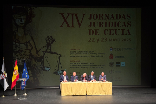 XIV Jornadas Jur&iacute;dicos / Alma Palomino