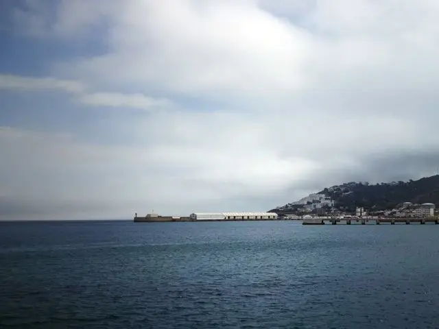 Niebla sobre el Estrecho / Archivo