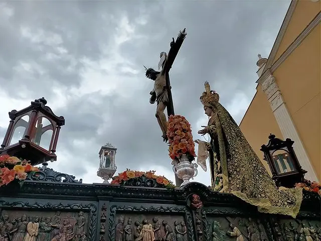Salida de la Veracruz / Archivo