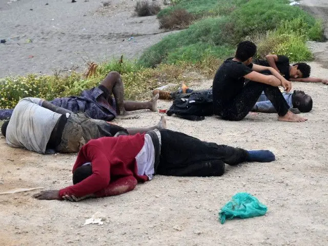 Un grupo de inmigrantes a su llegada a Ceuta / Archivo