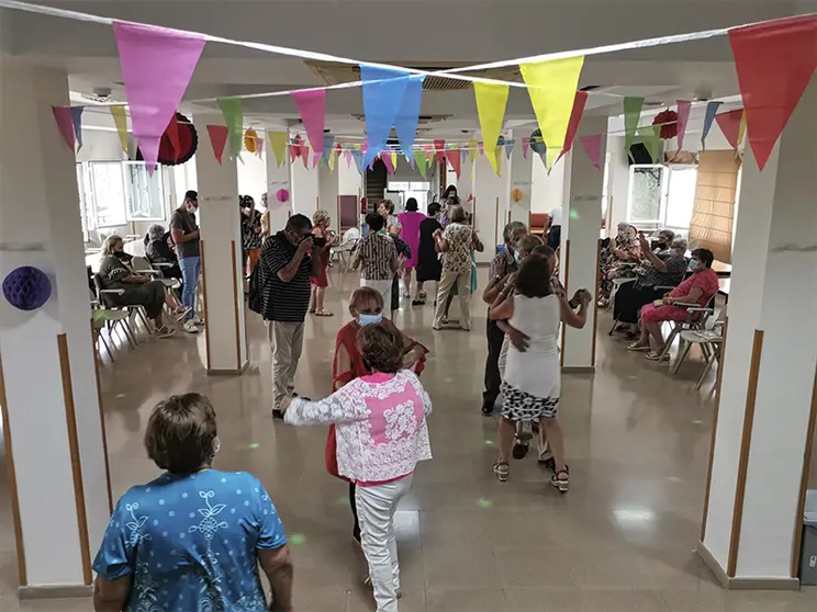 Baile de mayores / Archivo