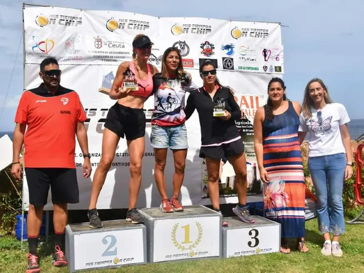 Podio femenino del primer trail 'la Fortaleza'