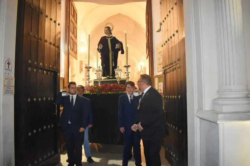 El traslado de San Juan Evangelista marc&oacute; el inicio del Encuentro / Rafa B&aacute;ez