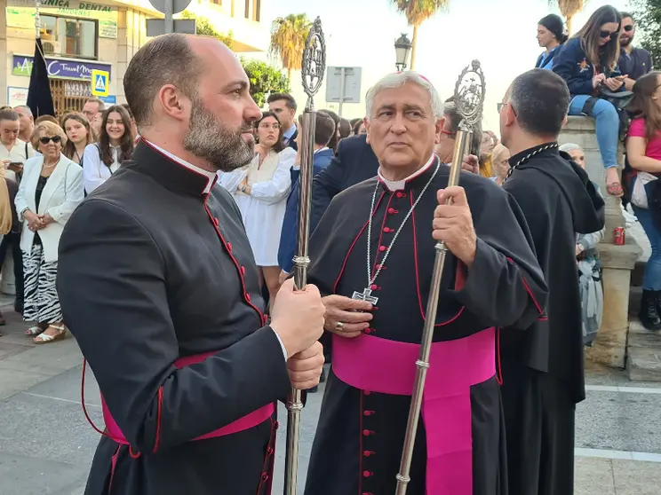 El vicario, Francisco Fern&aacute;ndez y el obispo, Rafael Zornoza / Archivo