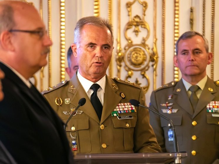 El teniente general, Alejandro Escámez