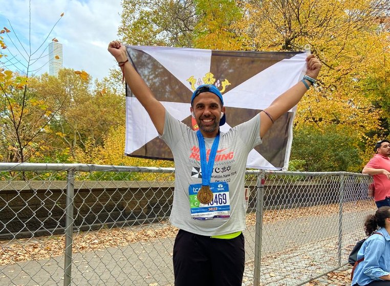 Claudio Alarcón finaliza la Maratón de Nueva York