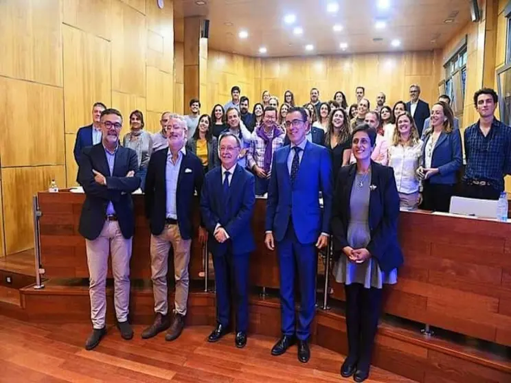 Foto de familia al concluir el acto / Cedidav