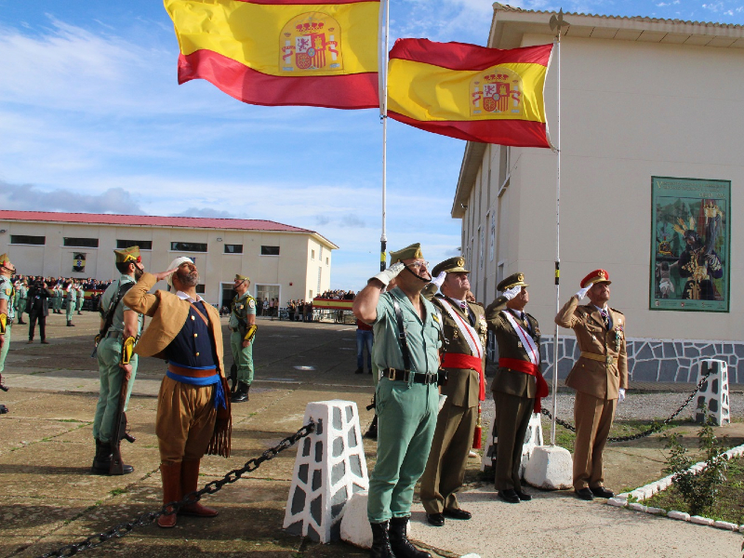 Momento del homenaje a los ca&iacute;dos/ COMGECEU