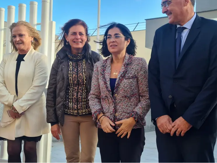 ADESCE tilda de "rel&aacute;mpago" la visita de la ministra Darias / Archivo