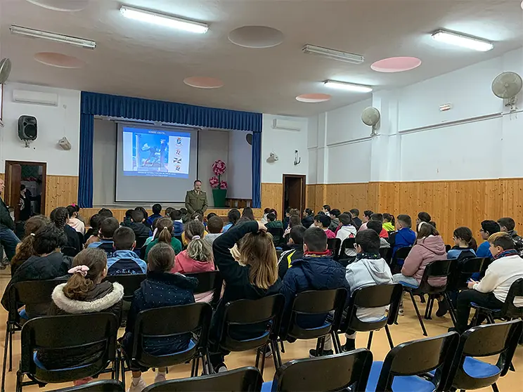 Conferencia sobre la Historia Militar de Ceuta / Cedida