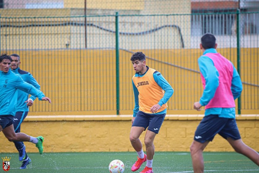 Mizzian, nuevo delantero de la AD Ceuta FC