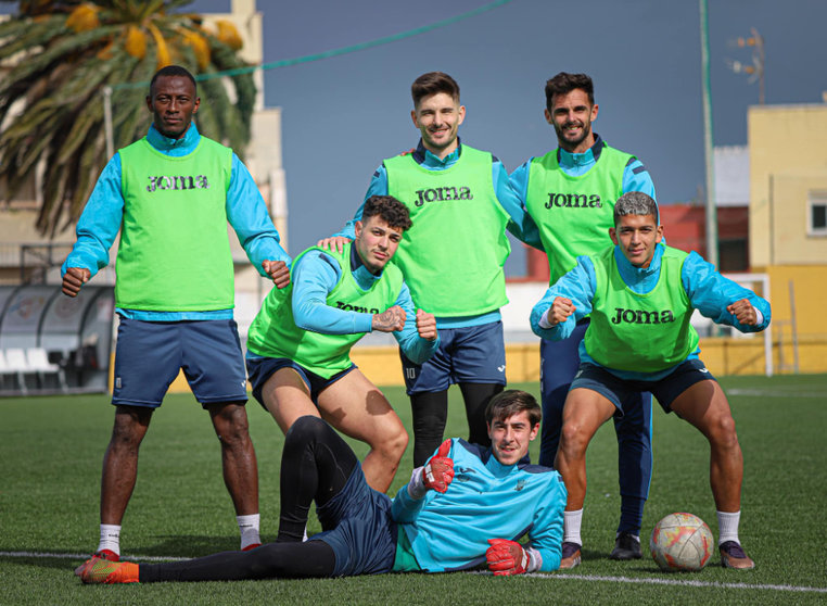 El filial de la AD Ceuta FC en un entrenamiento de esta semana