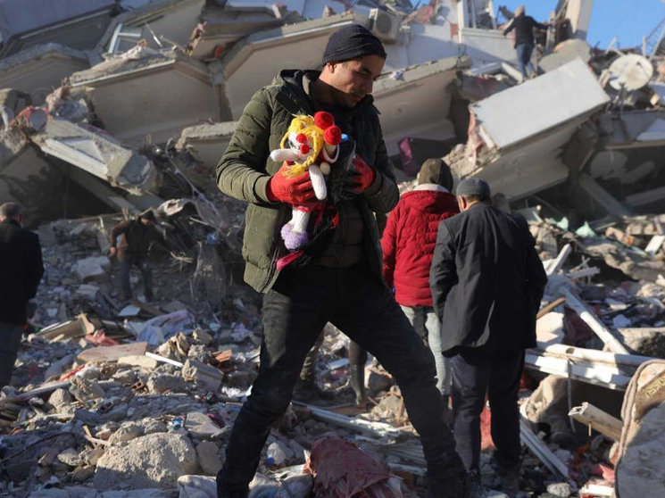 El terremoto ha causado ya más de 25.000 muertes/ Foto: web RTVE