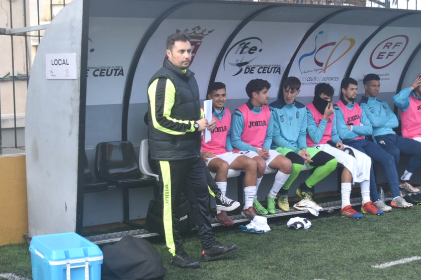 Mohamed debuta como entrenador del filial de la AD Ceuta FC
