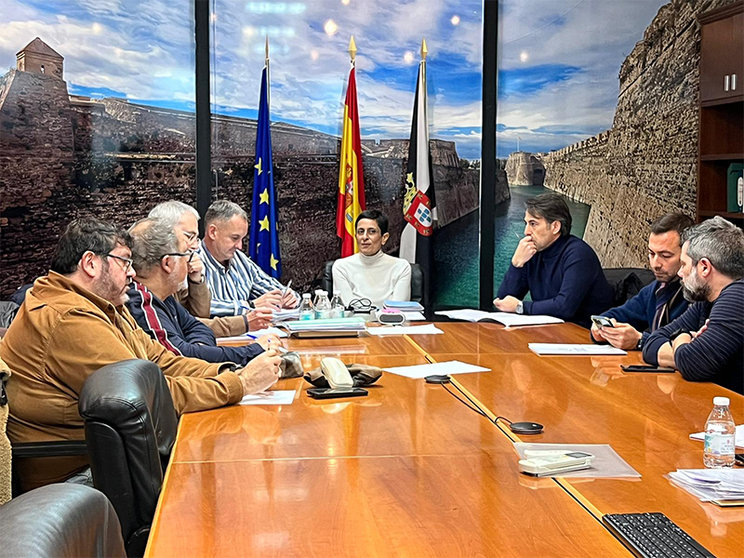 Reunión de la mesa general de contratación / Daniel Hernández