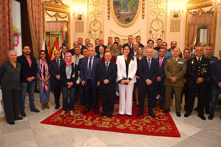 Acto de recibimiento al presidente del COE en el Sal&oacute;n del Trono