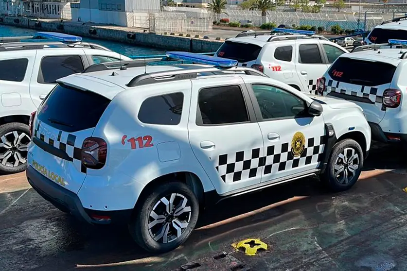 Nuevos coches de la Polic&iacute;a Local / PSOE