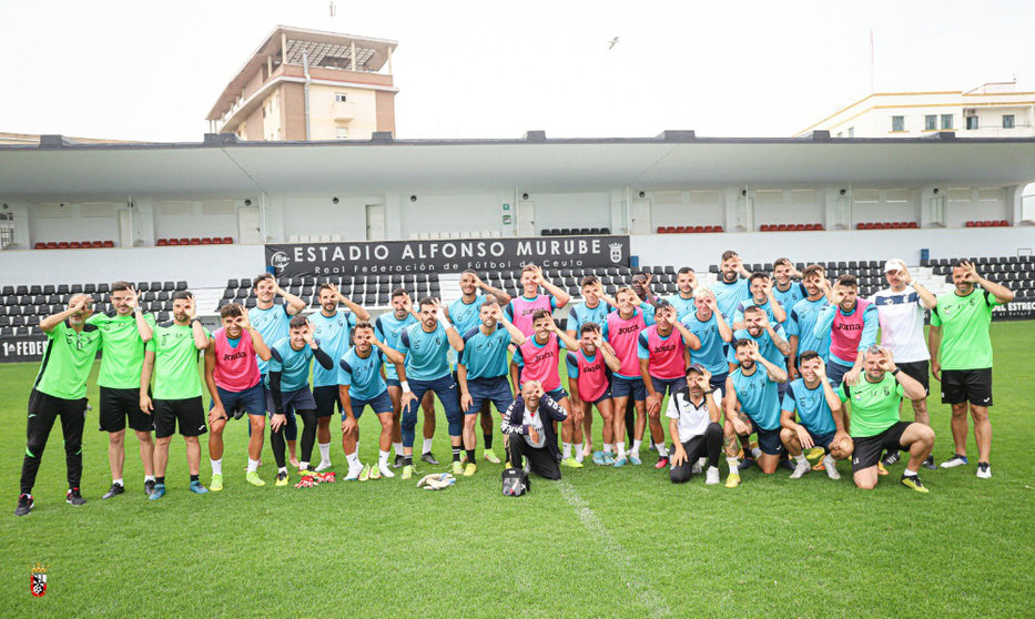 La AD Ceuta FC se suma a la lucha contra las enfermedades sin diagnóstico en este 28 de abril