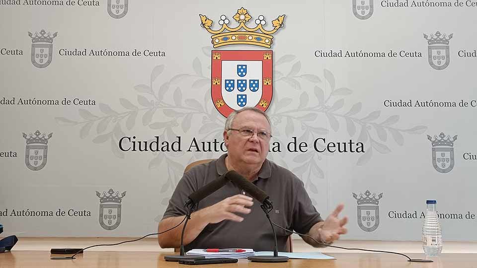  José Luis Fernández Medina en una rueda de prensa,  gerente de AMGEVICESA./archivo 