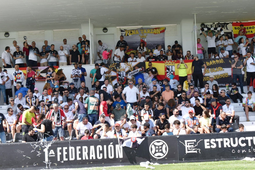 Fiesta en el Murube_ la AD Ceuta FC roza la permanencia  (26)