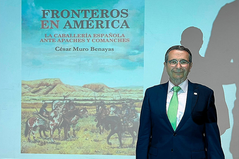 Presentación de 'Fronteros en América' de César Muro