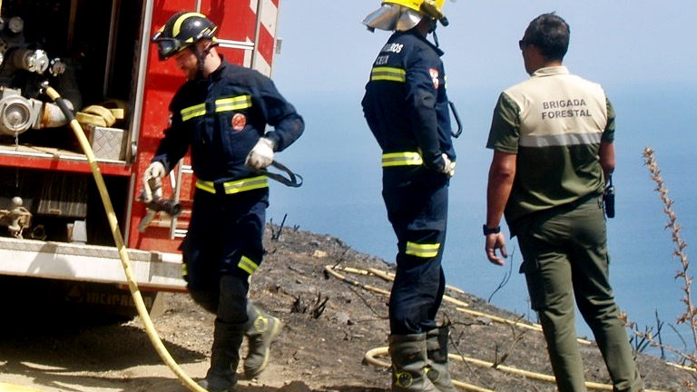Bomberos en Garc&iacute;a Aldave 
