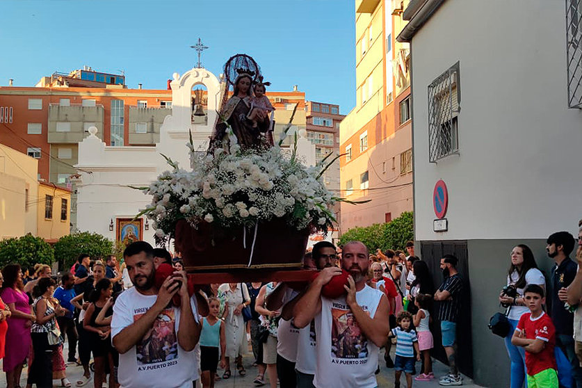 Procesión de la Virgen del Carmen de Villajovita / Enrique Román