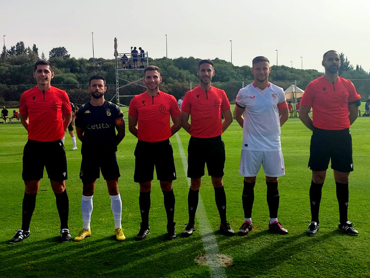 Encuentro entre la AD Ceuta FC y el Sevilla FC
