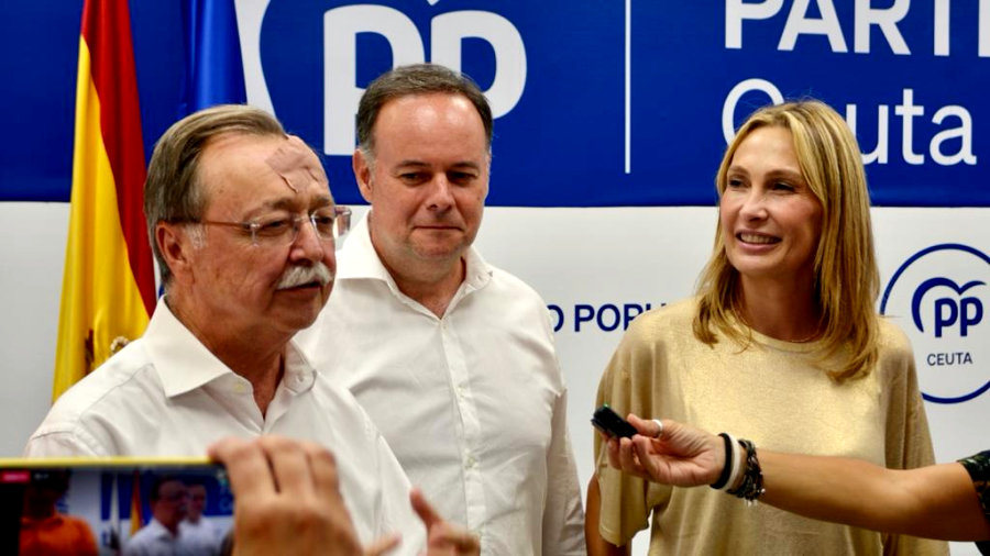 El presidente del PP junto al diputado y la senadora por Ceuta / Archivo
