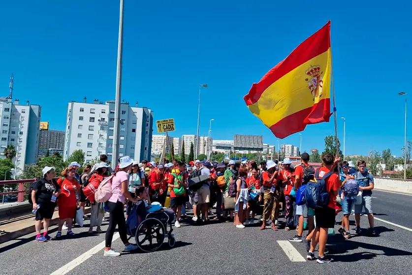 Peregrinos de Ceuta en Lisboa / Carlos Aguirre